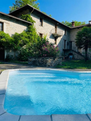 Mulino Gorretta Langhe House with swimming pool Torre Bormida